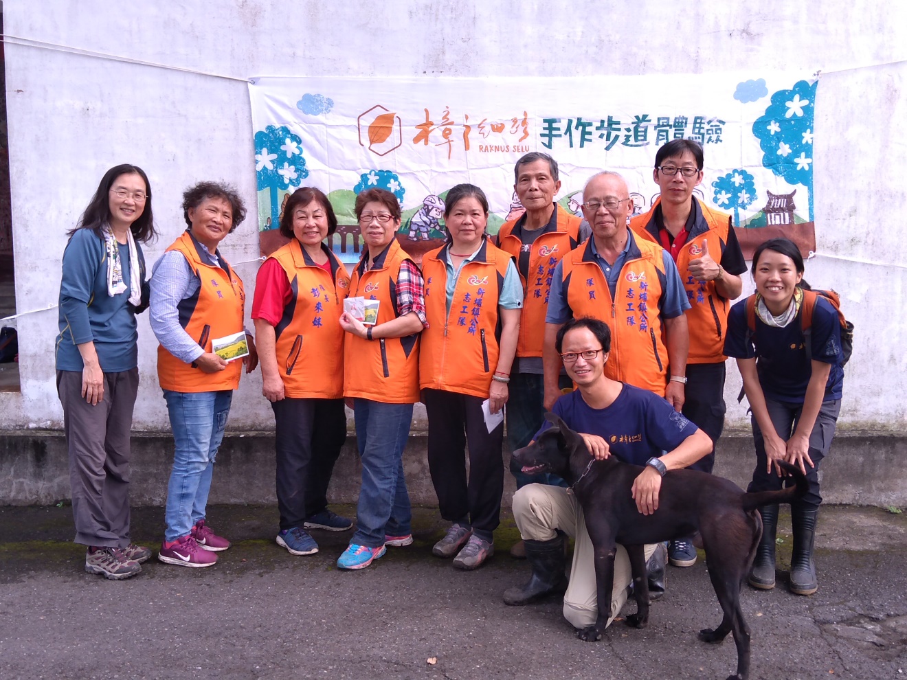 Volunteers uphold traditions, tidiness of Raknus Selu Trail