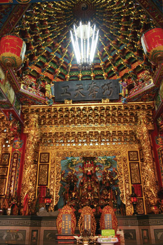 The interior of Ciao Sheng Sian Shih Temple The interior of Ciao Sheng Sian Shih Temple