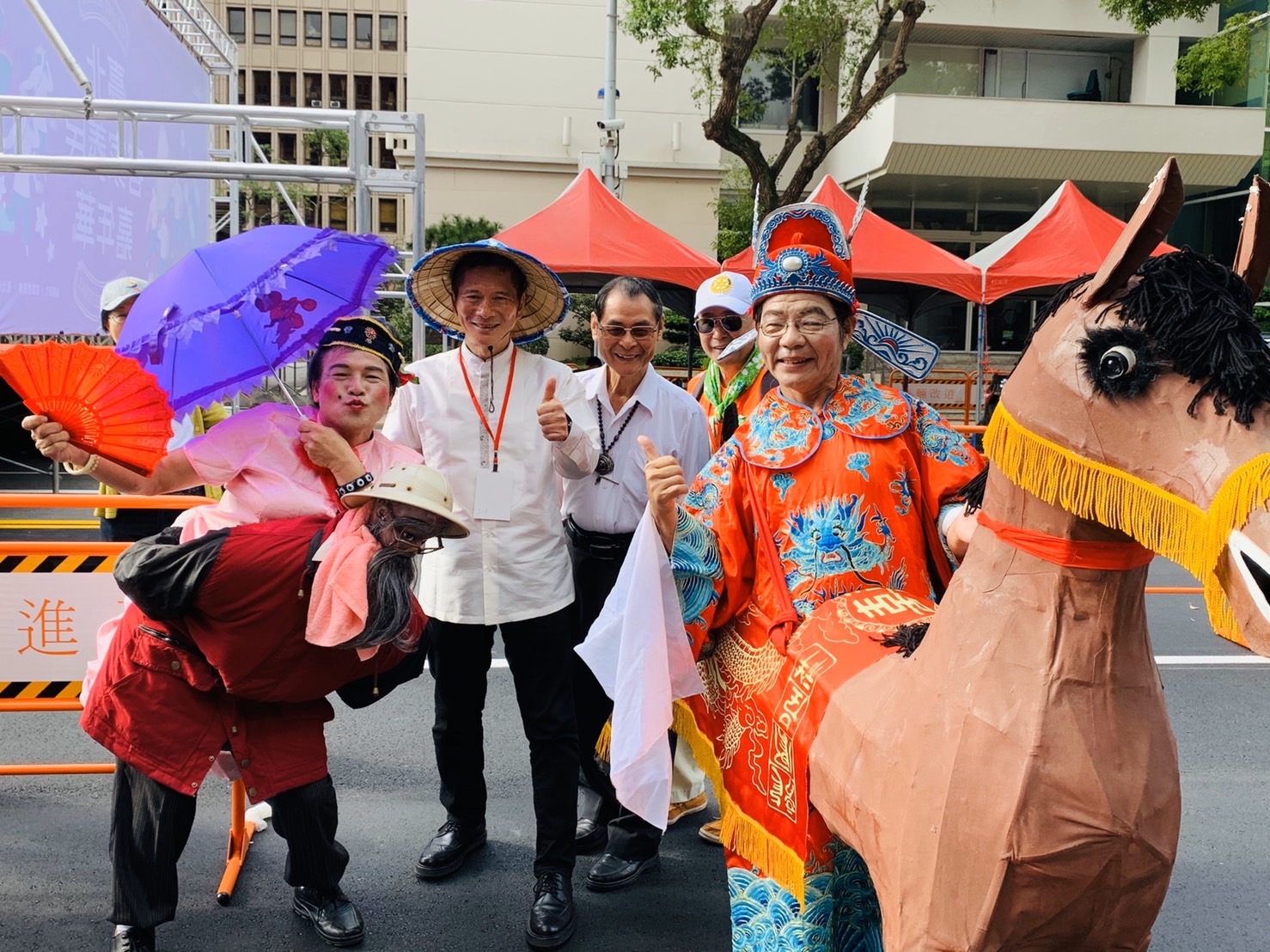 Hakka Affairs Council Minister Lee Yung-de attended the event